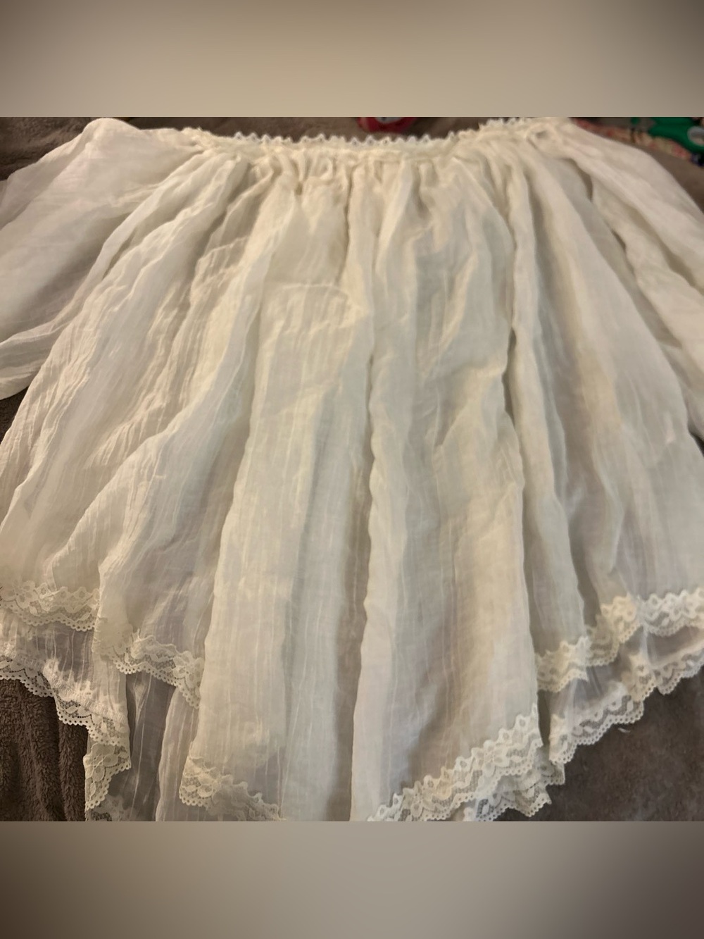 Lightweight White Off-Shoulder Peasant Blouse with Lace Trim